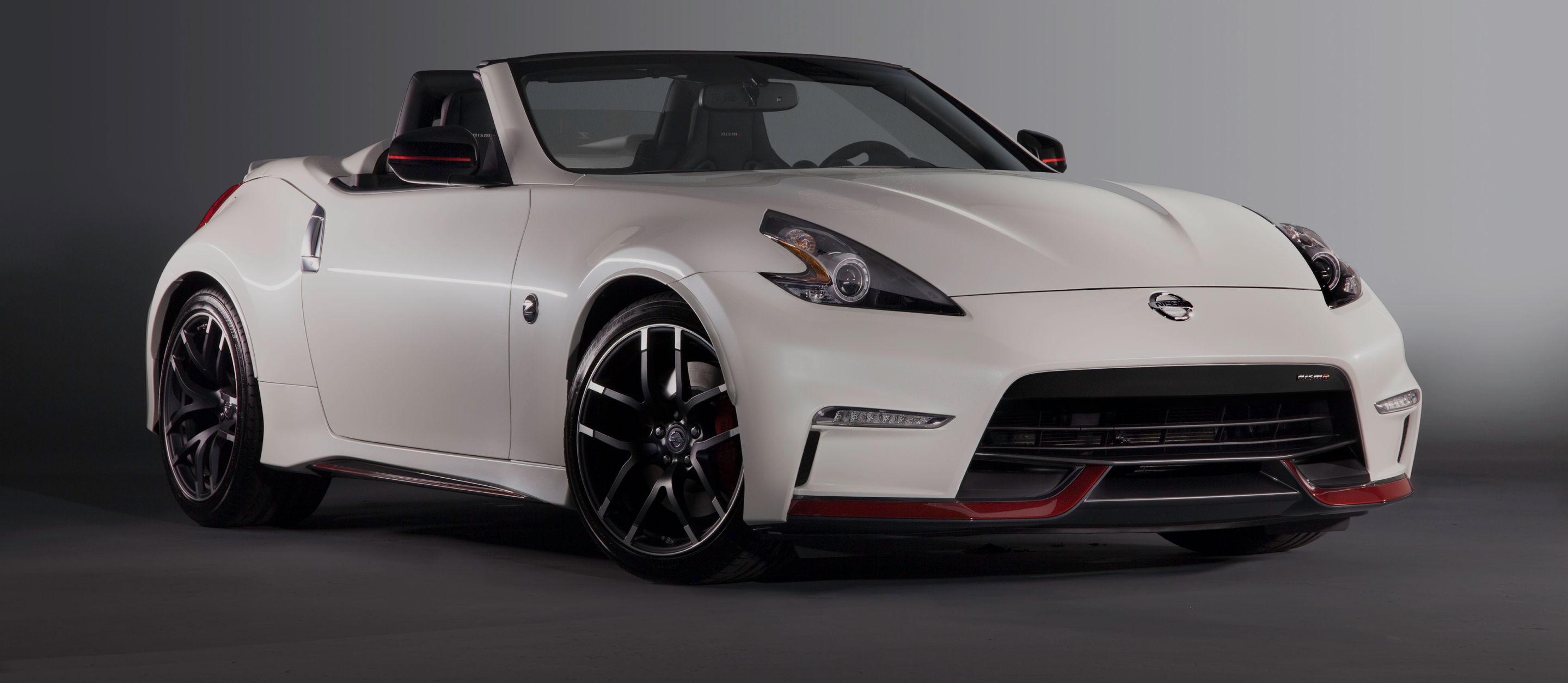 Nissan 370Z Roadster各車款甲乙丙式車體險