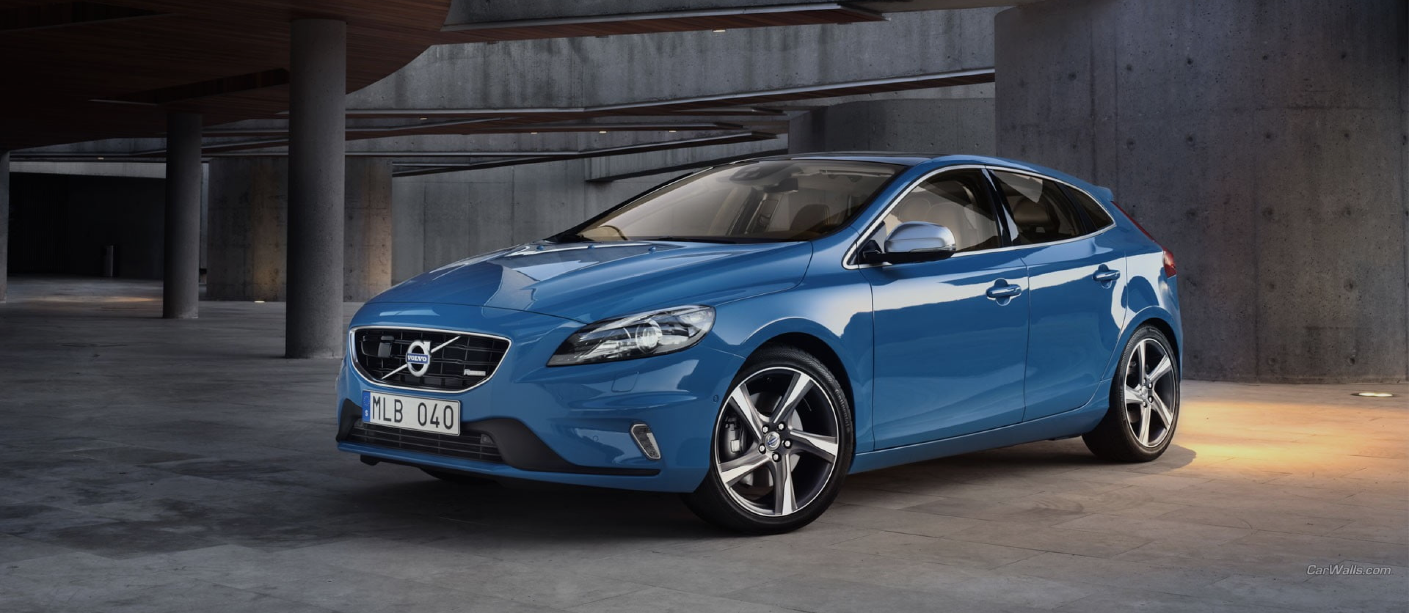 Volvo V40各車款甲乙丙式車體險