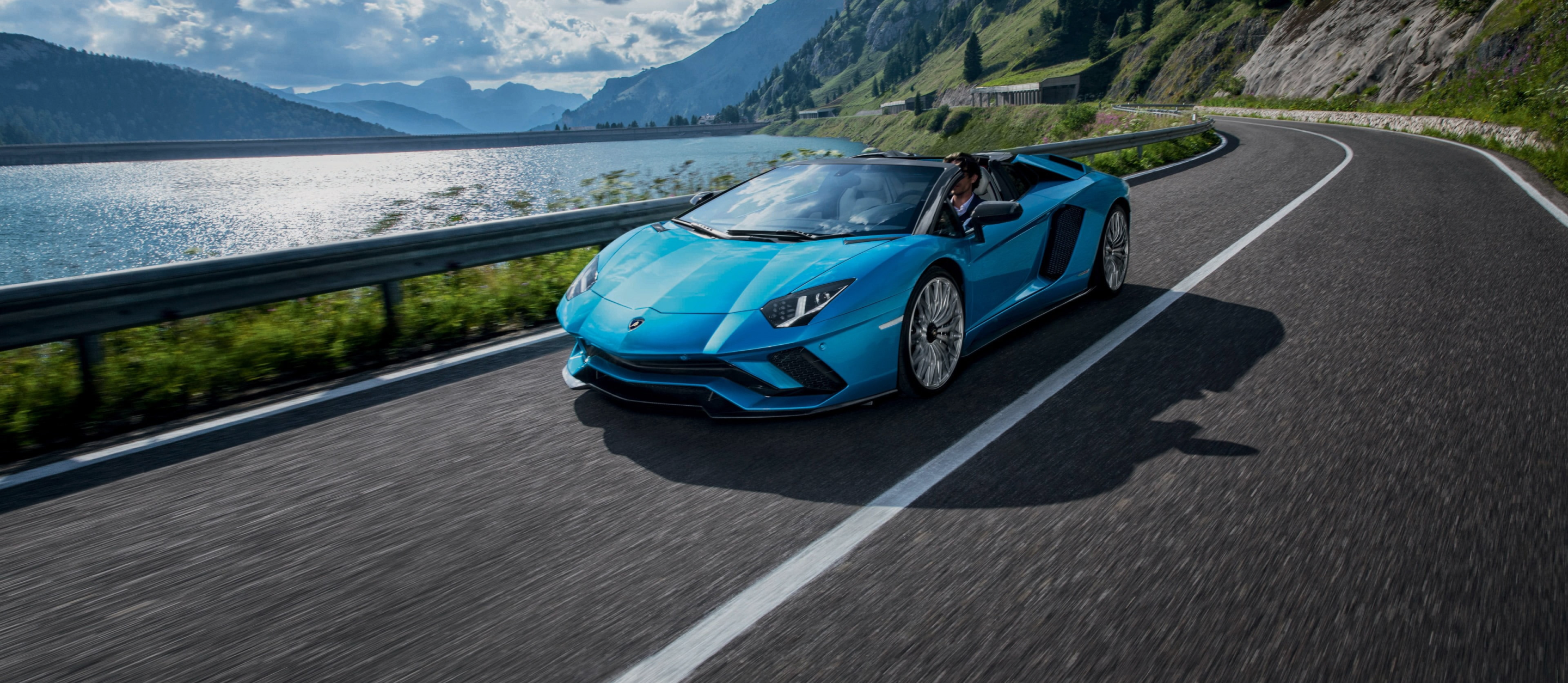 Lamborghini Aventador S Roadster各車款甲乙丙式車體險